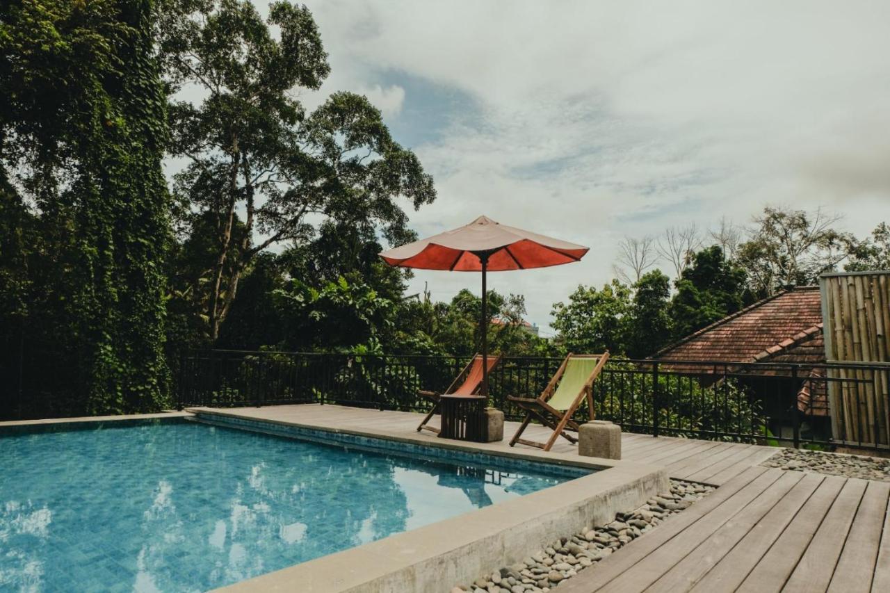 Sekar Arum Riverside Resort In Canggu Tanah Lot Exterior foto
