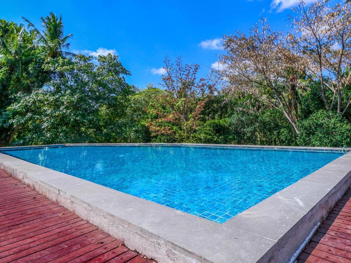 Sekar Arum Riverside Resort In Canggu Tanah Lot Exterior foto